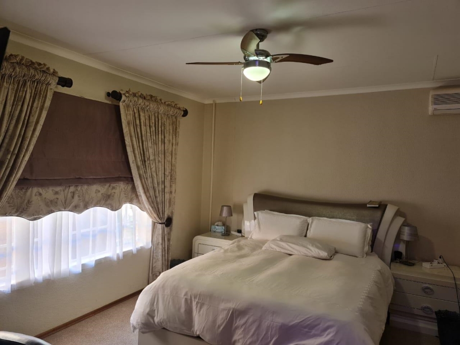 3 Bedroom Property for Sale in Boschdal North West